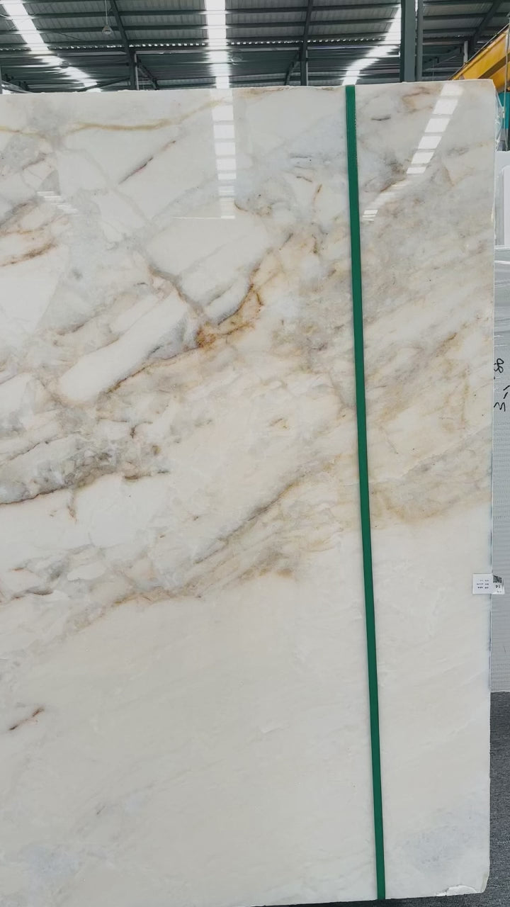 Calacatta Gold Natural Marble Slab Factory Custom for Hotel Lobby and Villa Reception Countertop